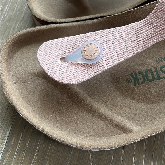 NWT Birkenstock Gizeh Vegan Canvas Women's Thong Sandals in pink size 38 (7) - Picture 4 of 7
